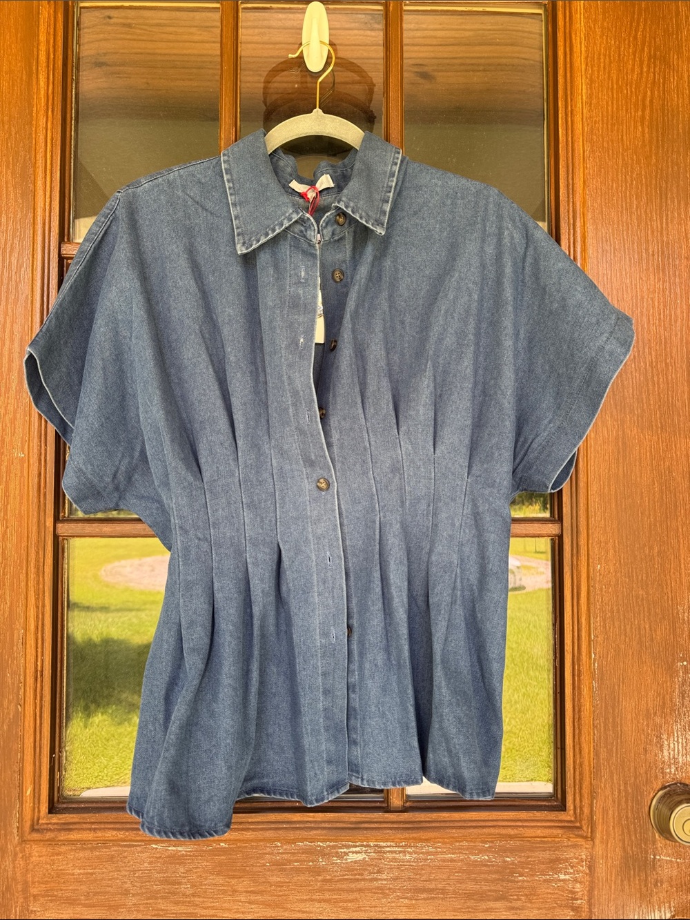 Solitaire Blue Denim Button-Front Pleated Short Sleeve Shirt